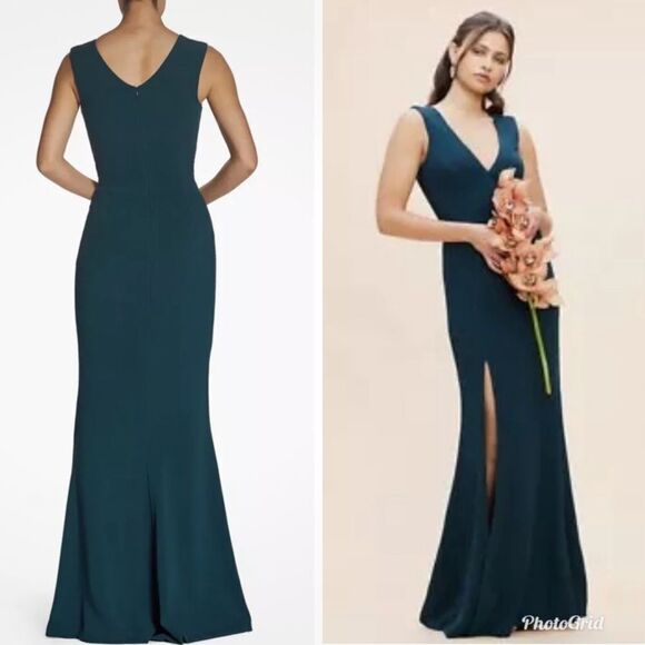 Revolve Dress The Population Sandra Plunge Crepe Trumpet Gown Maxi Dress in Pine - Picture 2 of 11